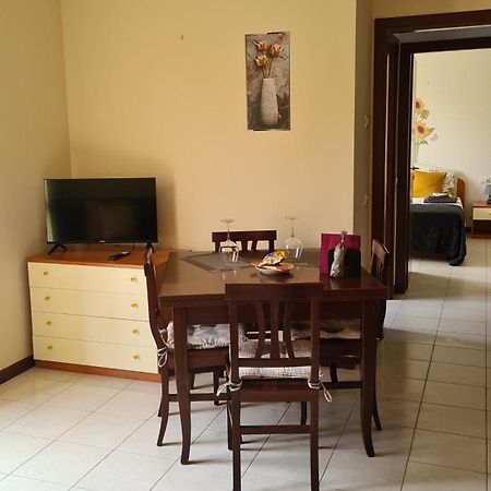 Casa Mirella - Appartamento Zona Bellagio Magreglio Bagian luar foto