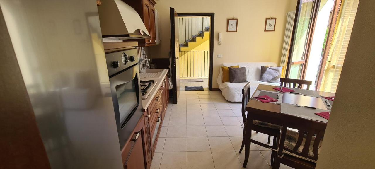 Casa Mirella - Appartamento Zona Bellagio Magreglio Bagian luar foto