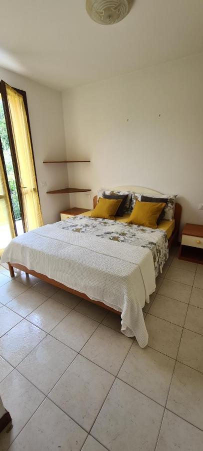 Casa Mirella - Appartamento Zona Bellagio Magreglio Bagian luar foto