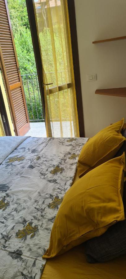 Casa Mirella - Appartamento Zona Bellagio Magreglio Bagian luar foto